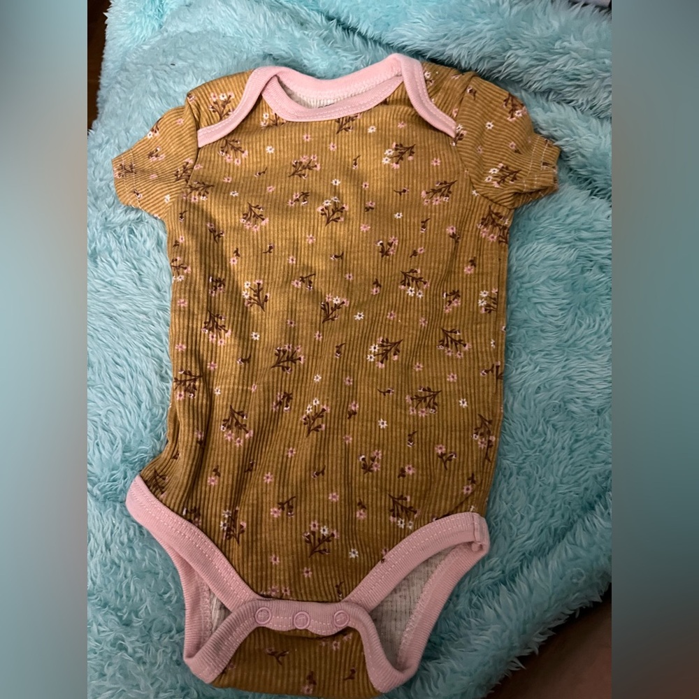 NWOT Pink and Brown Floral Bodysuit